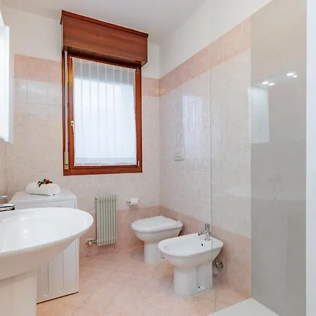 Lovely To Enjoy Venice Apartment *